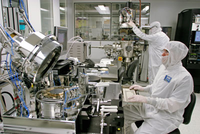 Ten things you should know about nanotechnology: 5) Nanomanufacturing